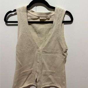 Cream Sleeveless Knit Top